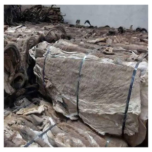 Pieles de vaca saladas secas de primera calidad, tamaño grande, peso pesado, materia prima para la producción de cuero genuino - Product Image 4