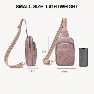 Sac de poitrine léger de petite taille avec grande capacité, élégant sac bandoulière pour femme avec fermeture éclair fluide et crochet durable - Product Image 4