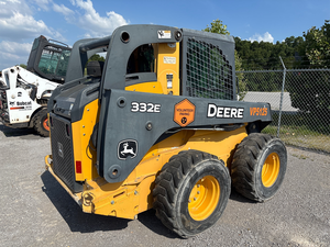 Minicargadora 332E de 2015 con cabina cerrada, máquina de construcción inoperable - Product Image 6