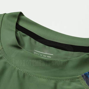 Último estilo de alta calidad Rash Guard Plus Size Transpirable Hombres Rash Guard Low MOQ Hombres Rash Guard - Product Image 4