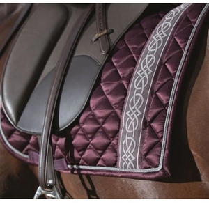 Selle de dressage et de saut sur mesure de haute qualité avec doublure en satin pour l'équitation et les activités équestres - Product Image 5