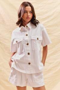 Conjunto de Camisa y Pantalones Cortos de Mezclilla con Botones SO ME para el Día del Partido - Product Image 2