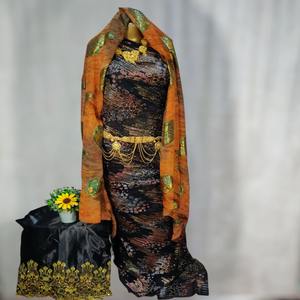 Somalí tradicional y nupcial boda Maqbal terciopelo Dirac vestido tela con juego de Gorgura y Garbsaar para fiesta nocturna - Product Image 2