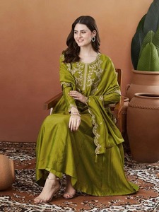 Hot Sale <b>Women</b> Green Embroidered Anarkali <b>Kurta</b> Pant Set Designer Ethnic Wear With Elegant Dupatta <b>For</b> Festive Wedding Party - Product Image 2