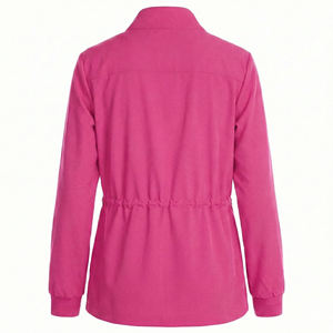 Blouson de travail personnalisable pour femmes, entièrement zippé, col montant, taille ajustée, pour le personnel infirmier et médical, vente en gros - Product Image 3