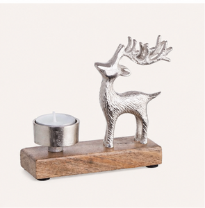Handcrafted Silver Aluminum Reindeer Tealight Candle Holder With Natural Mango Wood Base For Christmas Holiday Table Decoration - Product Image 4