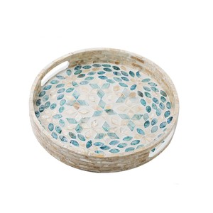 Bandeja de Servir Redonda Moderna Decorativa de Madera Capiz, Color Personalizado, Multifuncional para Mesa de Centro y Cocina, Hecha en Vietnam - Product Image 1