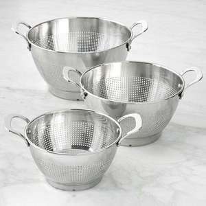 Coladores y escurridores de acero inoxidable de última generación, ideales para enjuagar granos a profundidad, mejorando los resultados culinarios. - Product Image 1