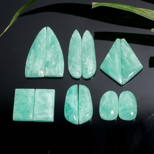 Pares de Amazonita Verde Ruborizada Pulida y Lisa |   Suministros para la Fabricación de Pendientes con Piedras Preciosas Naturales |   Joyería de 100 gramos compatible con medidas de 20-40 mm - Product Image 2