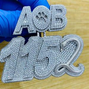 จี้เพชรโมอิสซาไนต์ทรงกลม 4 กะรัต สำหรับผู้ชาย เงินแท้ 925 ชุบทองคำขาว 14K  สามารถสลักชื่อได้ เหมาะสำหรับงานปาร์ตี้ - Product Image 1