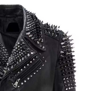Veste de moto en cuir de style punk pour homme avec décoration en rivets, fermeture à glissière, col rabattable - Product Image 5