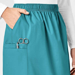 Falda de Trabajo para Mujeres en el Sector Salud, Tela Elástica, Uniforme para Profesionales Médicos - Product Image 5