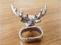 Ensemble d'anneaux de serviette contemporains en aluminium tête de cerf argentée, porte-serviettes écologiques pour décorations de table de Noël