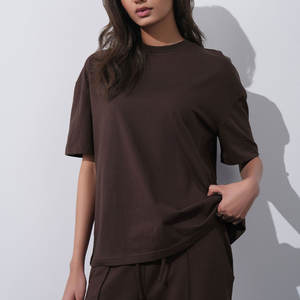 T-shirt pour femmes tendance de haute qualité, décontracté, à manches courtes, en coton/polyester, respirant, séchage rapide, personnalisable - Product Image 4