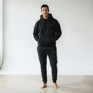 Survêtement Homme Deux Pièces en Coton Lourd Respirant de Qualité Supérieure, Personnalisable avec Logo Doré, Couleur Noire Tendance - Product Image 5