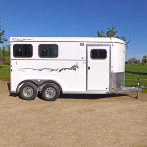 Custom Built Luxury Horse Trailer for Farm and Racing Durable Chassis Easy Loading Ramp Anti <b>Slip</b> Floor <b>Long</b> Distance Transport - Product Image 2