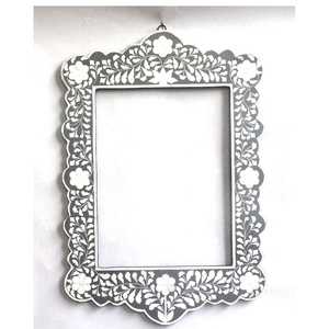 Cadre de miroir mural incrusté d'os à l'aspect ethnique Accent décoratif unique pour mariage pour la décoration murale du salon et de la chambre à coucher - Product Image 4