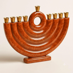 Elegante Menorah de Resina para Hanukkah, Portavelas de 9 Velas, Decoración Moderna para el Hogar con Diseño de Estrella, Regalo Judío Único y Ecológico - Product Image 4