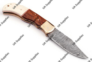 มีดพับคุณภาพสูงเหล็กดามัสกัสสำหรับแคมป์ปิ้ง ใบมีดแบบคลิปพอยต์ ด้ามทำจากกระดูกอูฐและไม้พะยูง ขายส่งแบบ OEM - Product Image 4