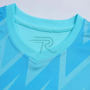 Maillot de football de qualité supérieure, nouveau design tendance, service OEM de fabrication optimisé pour uniformes de football - Product Image 2