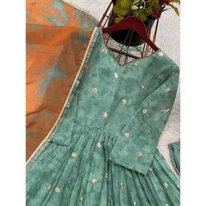 Vestido de Noche Zeel Fashion Verde con Bordado Intenso y Lentejuelas, Vestido de Fiesta con Dupatta, Talla M - Product Image 6