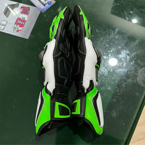 Usine de vente en gros de gants de moto |   Gants de moto respirants |   Gants de moto de protection OEM personnalisés - Product Image 6