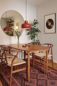 Ensemble de table à manger en bois de style moderne du milieu du siècle, table ovale avec 4 chaises pour salle à manger à domicile - Product Image 2