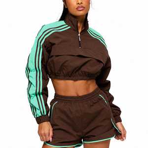 Conjunto Deportivo de 2 Piezas para Mujer, Color Marrón Menta, Top Corto de Manga Larga y Pantalones Cortos, Transpirable, de Secado Rápido, con Cuello Alto, en Spandex - Product Image 1