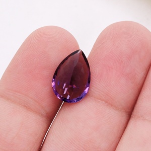 Vente en gros de pierres précieuses naturelles en améthyste violette taillée en poire de 4,5 carats, facettées, en vrac, Memoria Jewels - Product Image 5