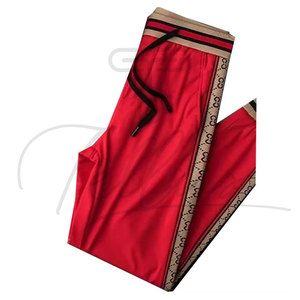 Conjunto Deportivo de Invierno para Hombre, Diseño Moderno 2025, 100% Poliéster, Manga Larga, Color Negro Liso, en Venta - Product Image 6