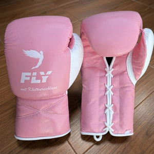 Guantes de boxeo Fly SuperLace Pro X 2 de cuero vacuno auténtico, guantes de boxeo personalizados para hombres, mujeres y niños, para entrenamiento y sparring. - Product Image 1