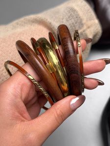 Bracelet en bois émaillé imprimé, poli, unisexe, pour soirée, vente chaude, dernier modèle personnalisé, motif diamant et lune, pour fournisseurs en gros - Product Image 4