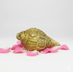 Elegant smooth finish brass shankh with carved spiral end, perfect for sacred rituals, available at wholesale prices. - Product Image 2