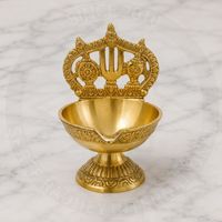 Lampe à huile Sankh Chakra Deepam en laiton artisanal de qualité supérieure, motif Nandi zen asiatique, décoration de temple domestique, éclairage spirituel pour mariage