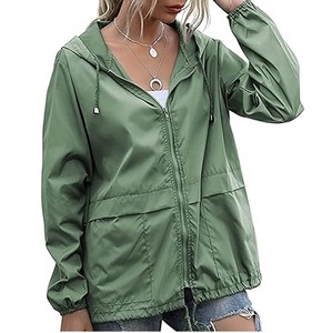 SFIVE Fabricant pakistanais sur mesure de vestes coupe-vent avec capuche, vêtements d'hiver pour hommes, vestes coupe-vent, imperméables, vestes d'entraîneur - Product Image 1