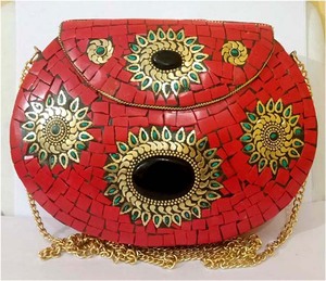 Bolsos Metálicos de Moda Bohemia al Mejor Precio, Diseño de Mosaico Rojo Intenso GC-BG-539 para Fiestas, Exportación India - Product Image 1