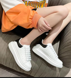 Zapatos de Diseño Casual de Cuero con Suela Gruesa Tipo Muffin, Unisex, Color Blanco, de Invierno, de la Marca NWK INDUSTRY, de Alta Calidad, en Oferta, Personalizables - Product Image 6