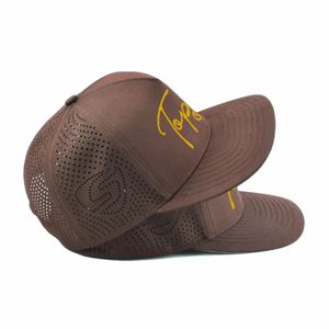 Casquette unisexe personnalisée à 5 panneaux avec logo brodé, perforations découpées au laser, respirante, imperméable, 100 % coton, style vintage sportif et formel - Product Image 3