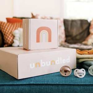 Carpeta Kraft Personalizada Vibrante, Empaque Premium, Caja de Vitaminas para Niños, Caja de Cumpleaños, Textura Mist, Mars Mallows, Cuidado de la Piel, Té, Delicias Gourmet - Product Image 1