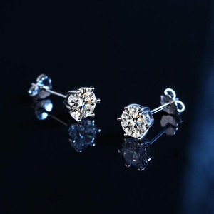 Boucles d'oreilles en diamant moissanite de qualité supérieure, bijoux fins de luxe pour femmes, cadeau élégant et tendance, disponible au prix d'exportation - Product Image 6
