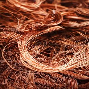 Déchets de fil de cuivre traité, matière pure à 99,99 %, prête pour le recyclage et les applications industrielles, avec des paramètres constants - Product Image 1