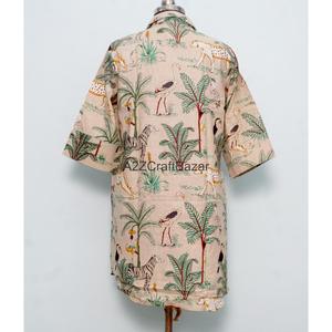 เดรสยาวพิมพ์ลายดอกไม้สไตล์โบฮีเมียน ผ้าฝ้ายแท้ 100% แขนทรงระฆัง พิมพ์ลายด้วยมือ คอวี ความยาวปานกลาง เป็นมิตรกับสิ่งแวดล้อม เหมาะสำหรับใส่ลำลองในฤดูร้อนหรืองานปาร์ตี้ - Product Image 6