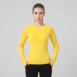 T-shirt de yoga pour femmes à manches longues, col rond, polyester de haute qualité, t-shirt de jogging, t-shirt de sport pour femmes, t-shirt de gym - Product Image 1