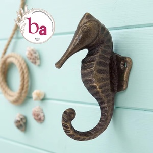 Crochet mural vintage en métal fait main motif animal hippocampe, imperméable, écologique, auto-adhésif, porte-manteau simple - Product Image 1