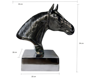 Escultura Metálica Moderna de Cabeza de Caballo con Colores y Tamaños Personalizables en la Base, Acabado Plateado - Product Image 3
