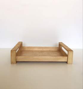 Bandeja de servir de madera hecha a mano, radiante, que ofrece belleza natural y función práctica para el hogar. - Product Image 3