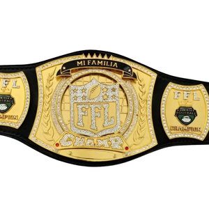 เข็มขัดแชมป์ FFL Mi Familia ดีไซน์ทองคำและเพชร สายสีดำพรีเมียม พร้อมโลโก้ฟุตบอล สำหรับนักสะสมหรือแฟนๆ - Product Image 2