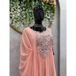 Ensemble haut-pantalon et dupatta en mousseline de soie fait main, coupe trapèze, pour soirée, avec broderie de fils et de miroirs véritables, taille XL - Product Image 1