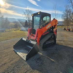 รถตักล้อยาง Kubota รุ่น Euro 5 EPA แบบตีนตะขาบ พร้อมรถตักหลังขุดดินแบบตีนตะขาบ และรถตักหน้า  มีจำหน่าย - Product Image 1