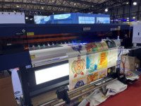 Impresora de Inyección de Tinta UV de 1.8m con Cabezales I3200, Tinta Ecológica, Color Vívido y Preciso para PP, Cuero, Lona, Barniz para Exteriores, Lámina Dorada